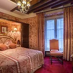 Fougere Hotel Paris