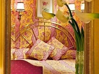 Fougère Hotel